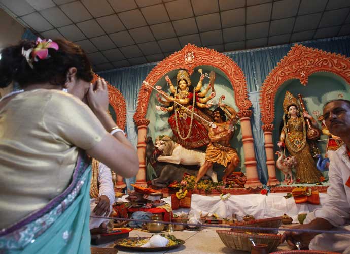 Why Do Hindus Worship "Idols"? - World Hindu News